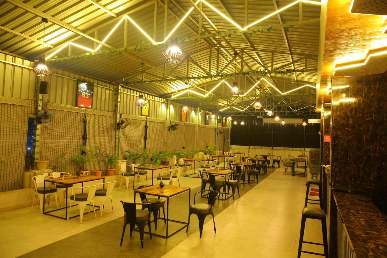 Hotel Maruthi Inn Nirmal  ภายนอก รูปภาพ